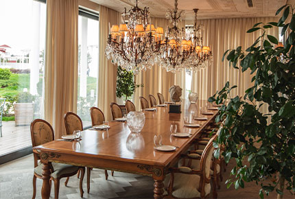 Industrial dining room interior design