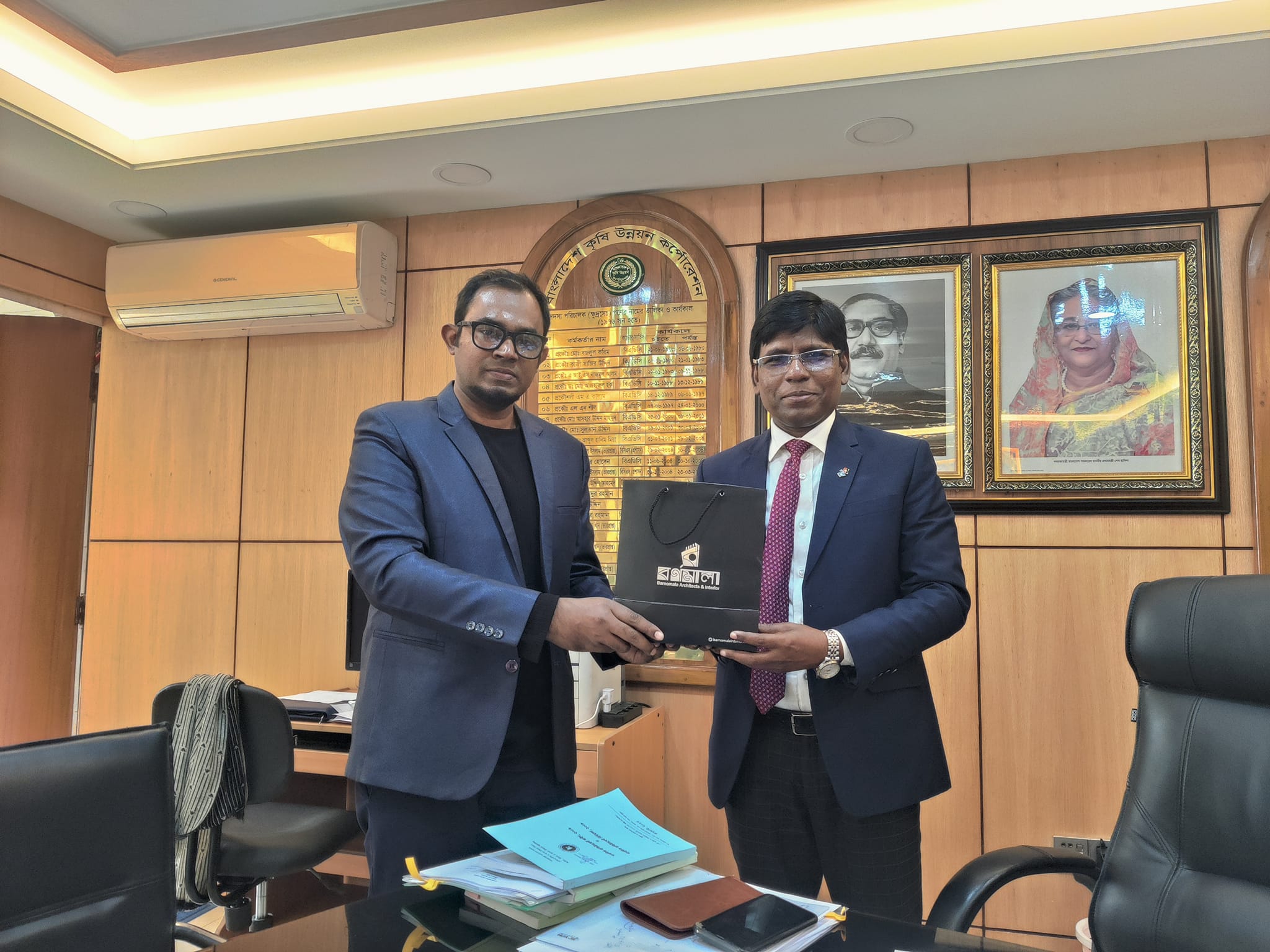 যুগ্নসচিব মুজিবর রহমান